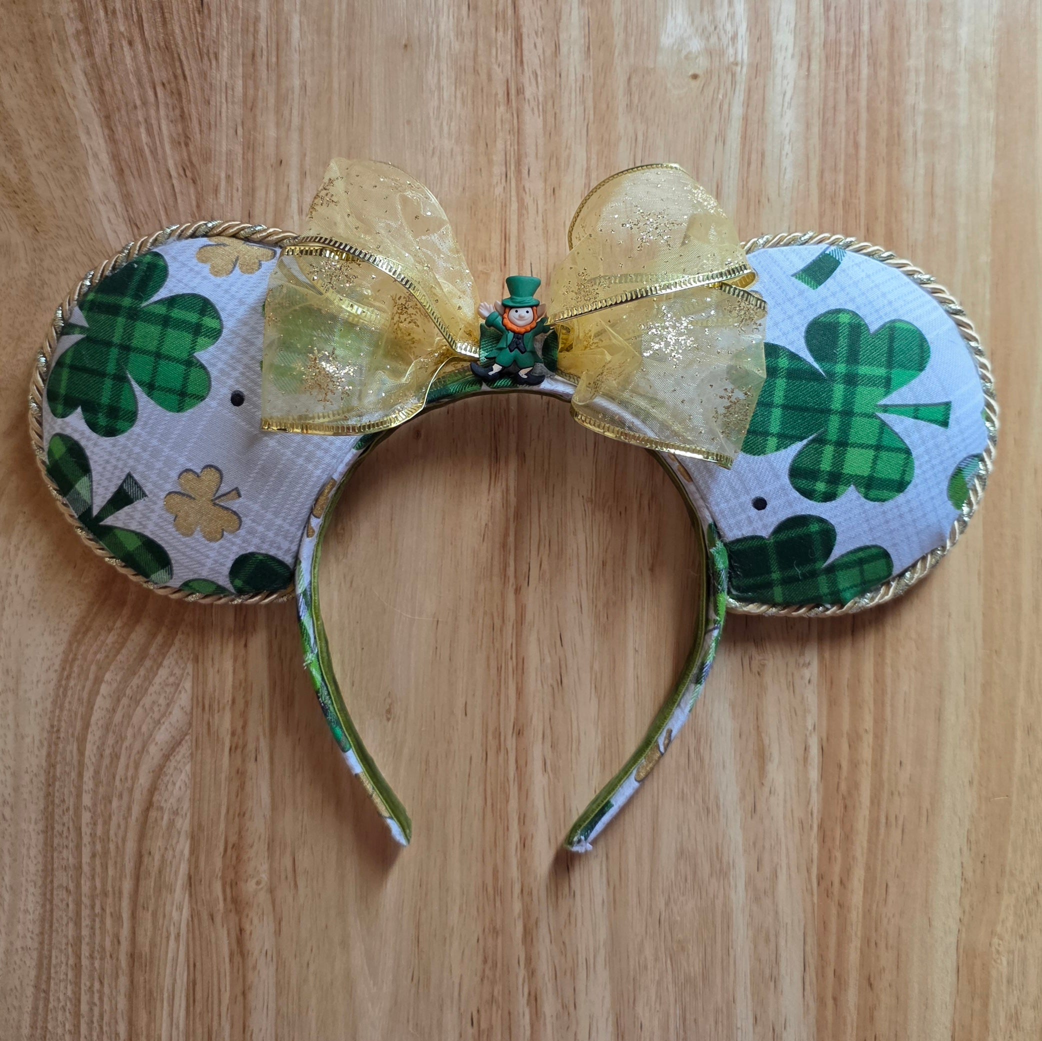 ✨ Shamrock Shimmer Ears ✨
